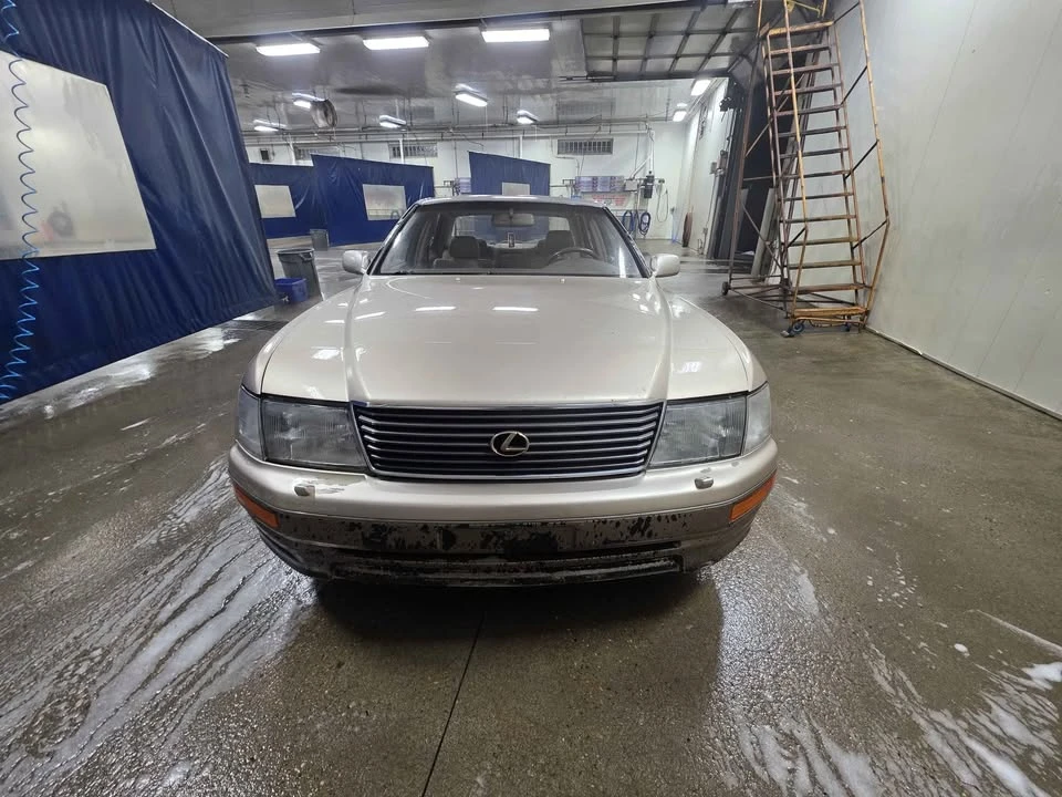 1996 Lexus LS 2nd Gen - Image 4 of 13