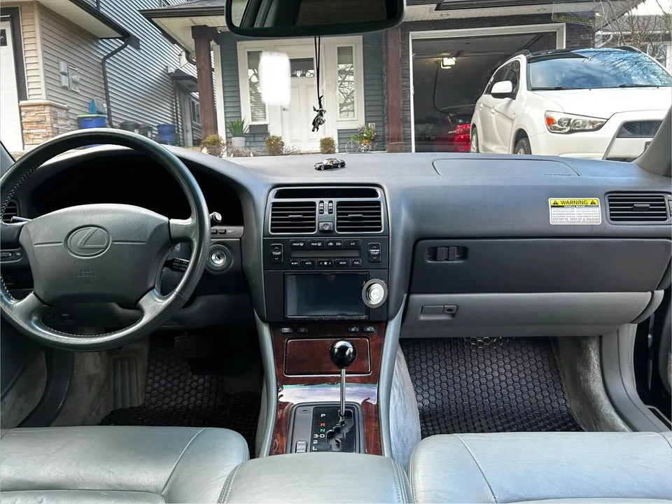 1996 Lexus LS 2nd Gen - Image 3 of 10