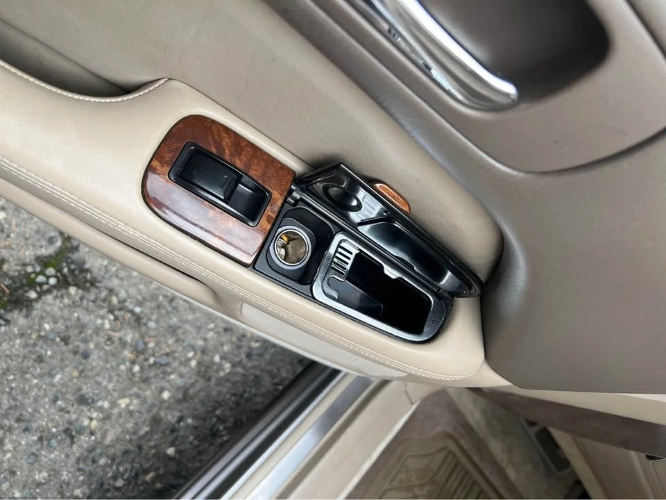 1996 Lexus LS 2nd Gen - Image 6 of 11