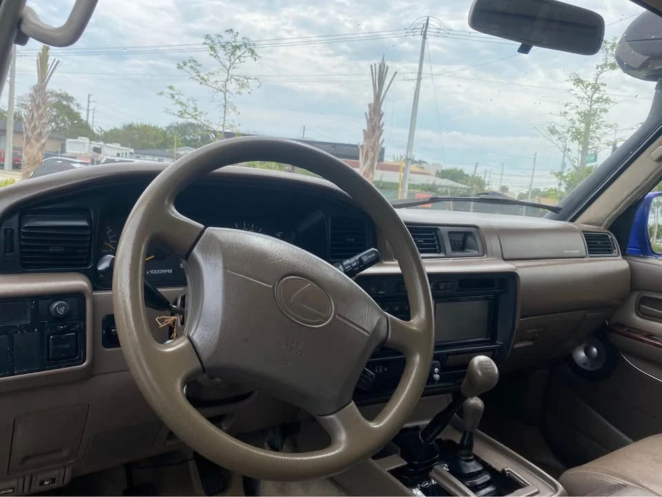 1996 Lexus LX 1st Gen - Image 6 of 15