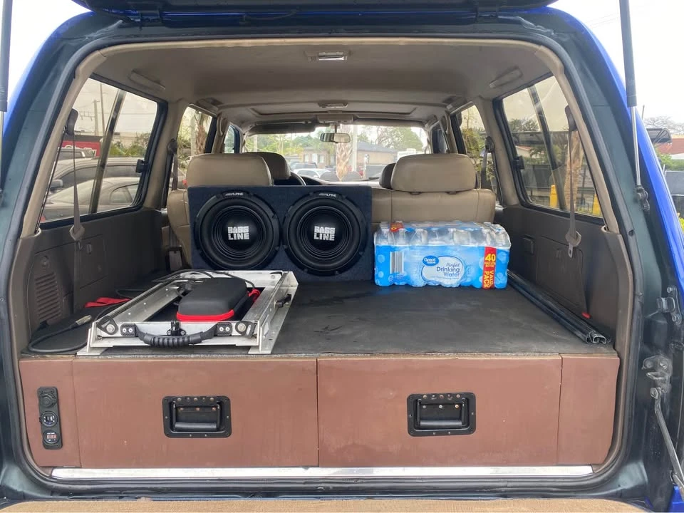 1996 Lexus LX 1st Gen - Image 13 of 15