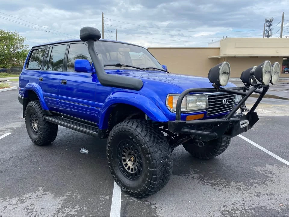 1996 Lexus LX 1st Gen - Image 2 of 15