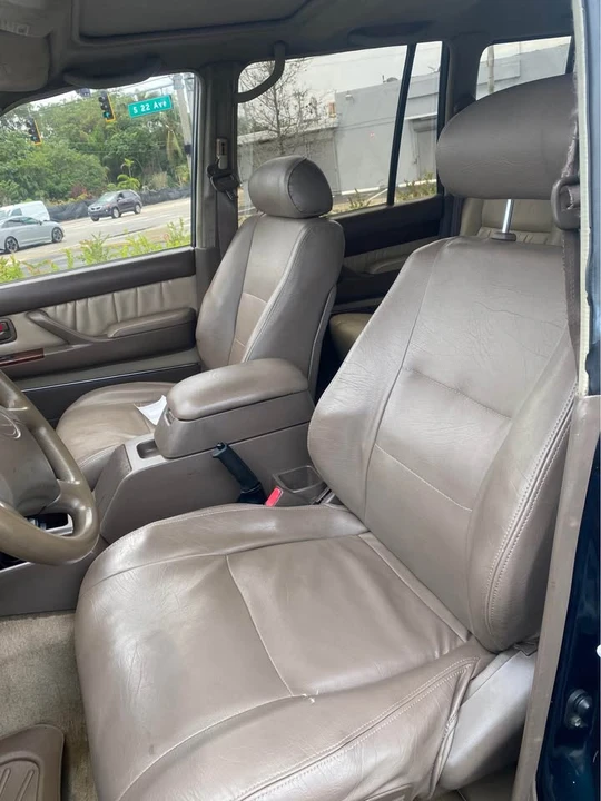 1996 Lexus LX 1st Gen - Image 7 of 15