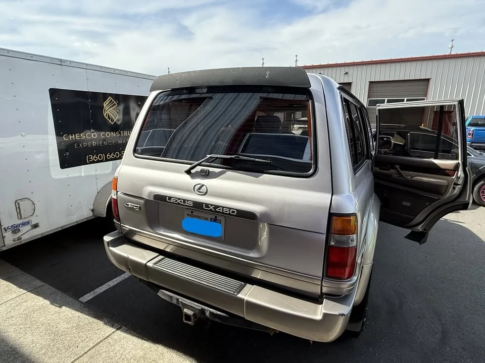 1996 Lexus LX 1st Gen - Image 4 of 20
