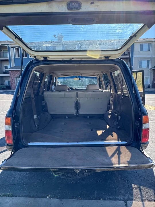 1996 Lexus LX 1st Gen - Image 14 of 18