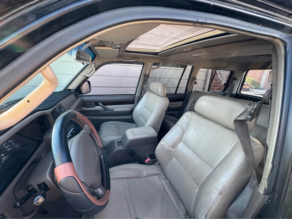 1996 Lexus LX 1st Gen - Image 12 of 18