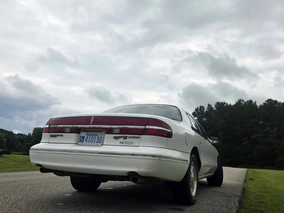 1996 Lincoln Continental 9th Gen - Image 4 of 19
