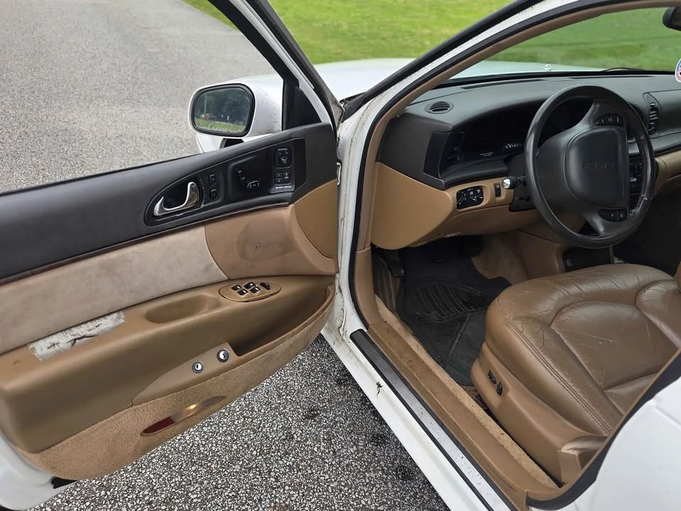 1996 Lincoln Continental 9th Gen - Image 15 of 19