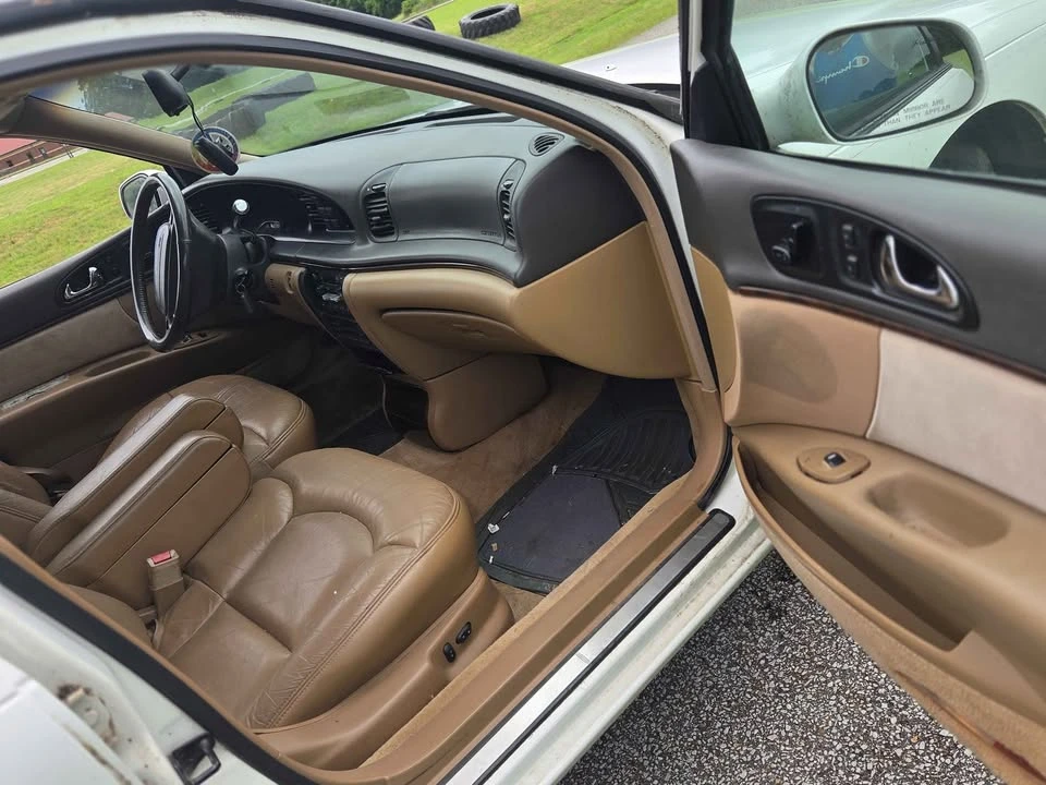 1996 Lincoln Continental 9th Gen - Image 13 of 19