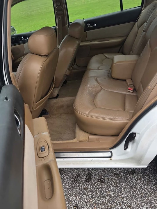 1996 Lincoln Continental 9th Gen - Image 16 of 19