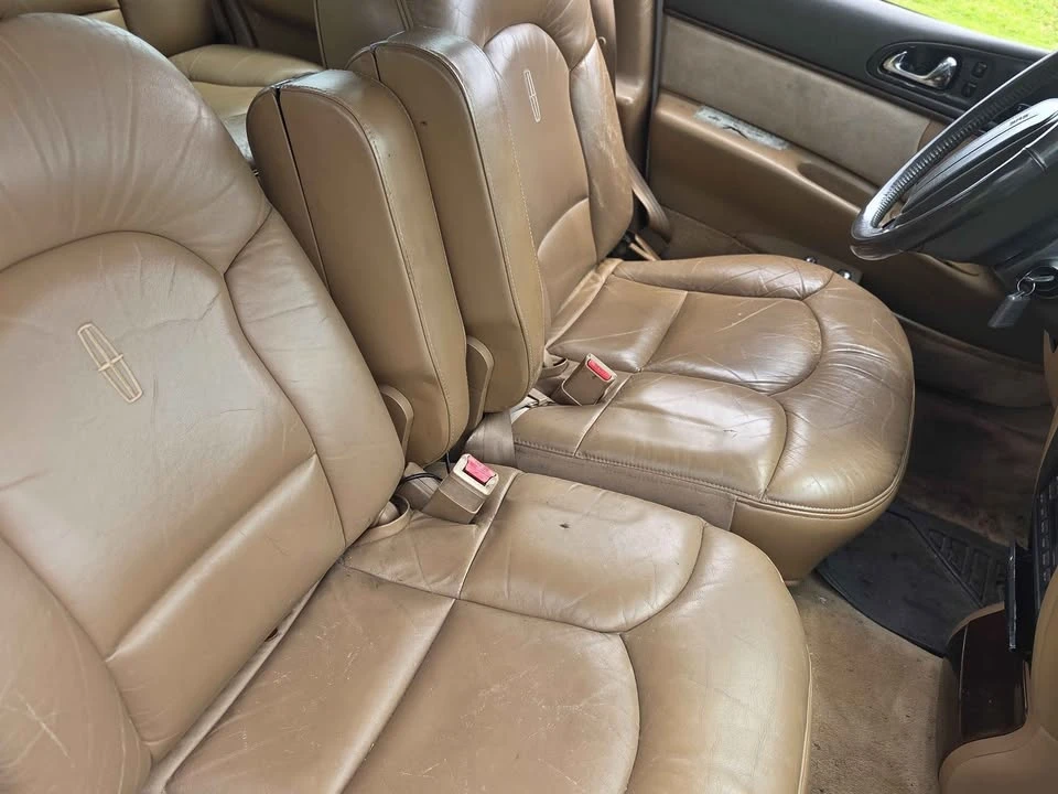 1996 Lincoln Continental 9th Gen - Image 8 of 19