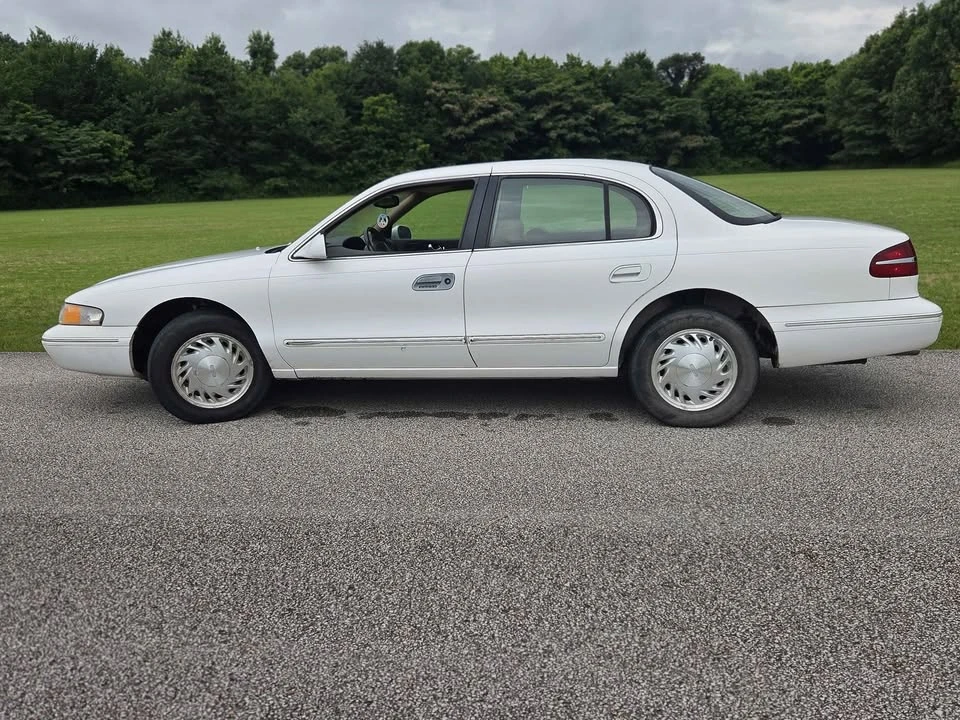 1996 Lincoln Continental 9th Gen - Image 7 of 19