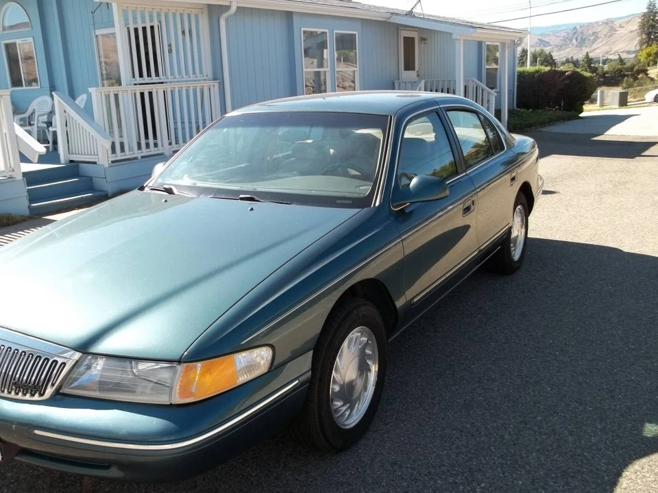 1996 Lincoln Continental 9th Gen - Image 3 of 10