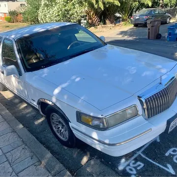 1996 Lincoln Continental Sedan 4D