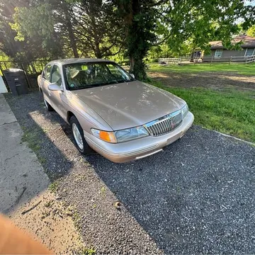 1996 Lincoln Continental Signature Sedan 4D
