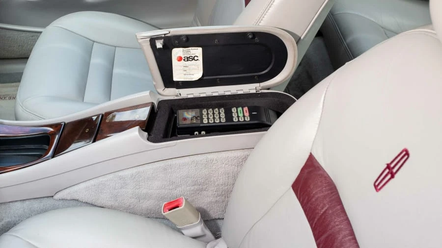 1996 Lincoln Continental Mark VIII - Image 18 of 27