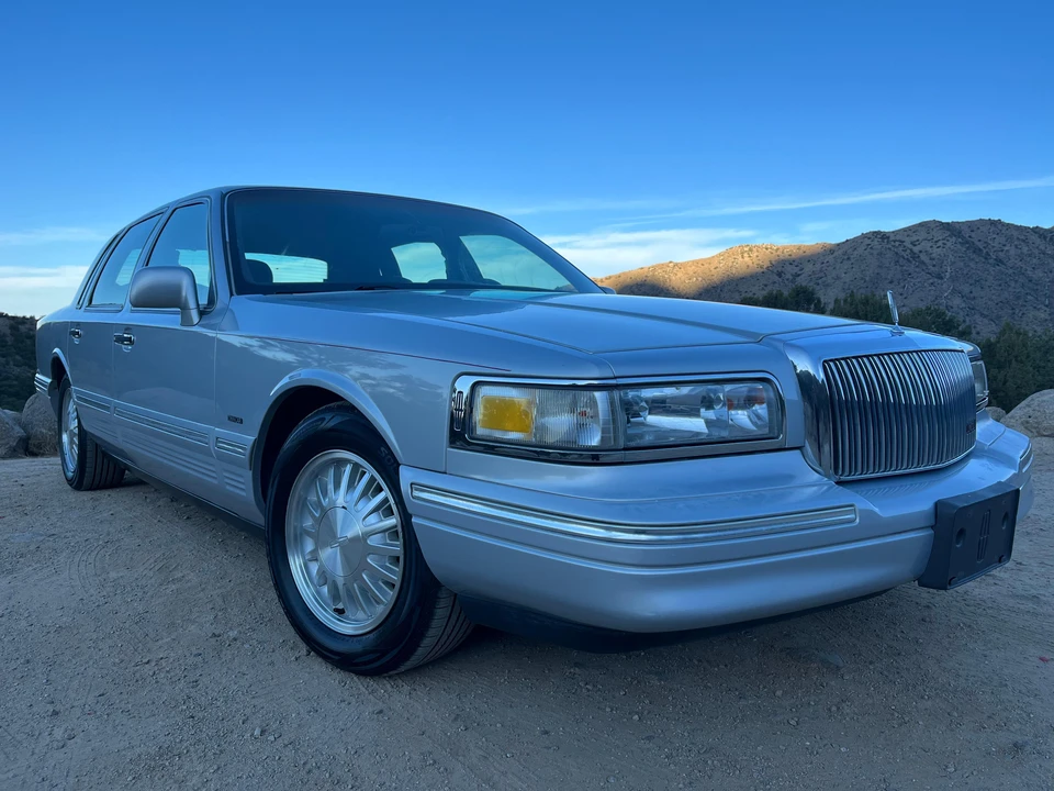 1996 Lincoln Town Car - Image 31 of 31