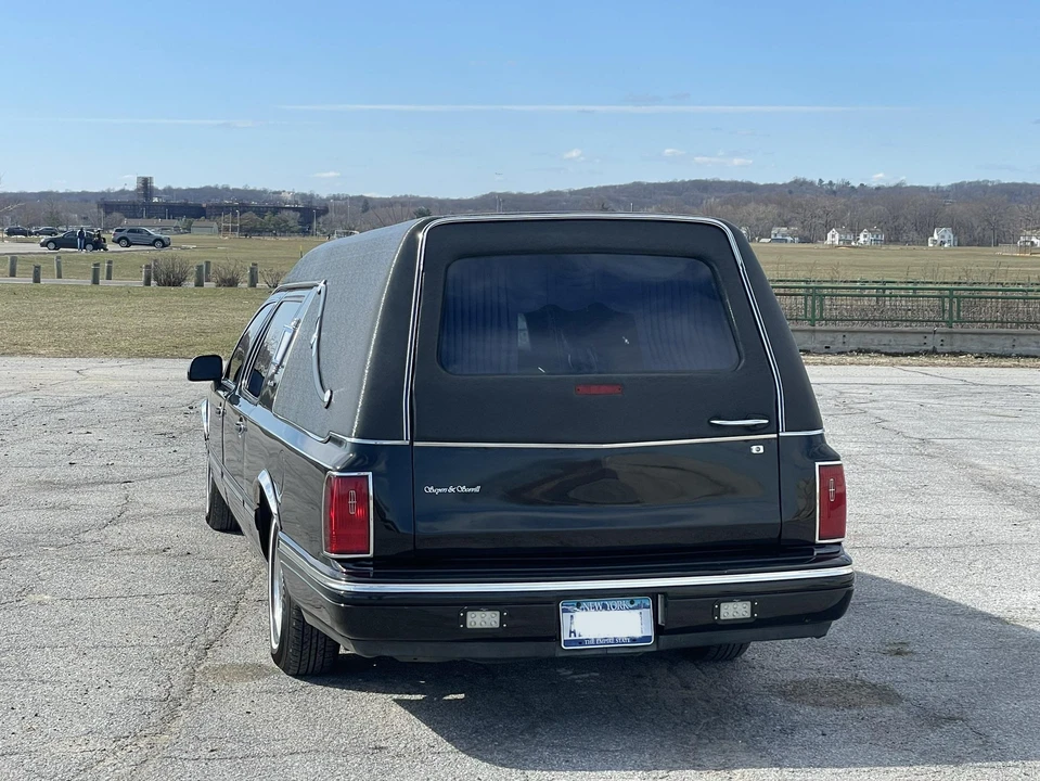 1996 Lincoln Town Car - Image 18 of 31