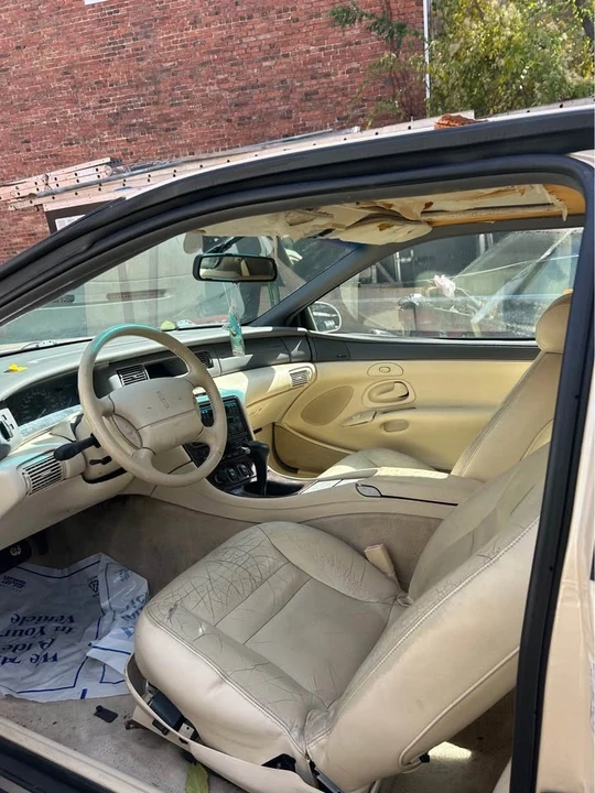 1996 Lincoln Continental Mark VIII - Image 2 of 4