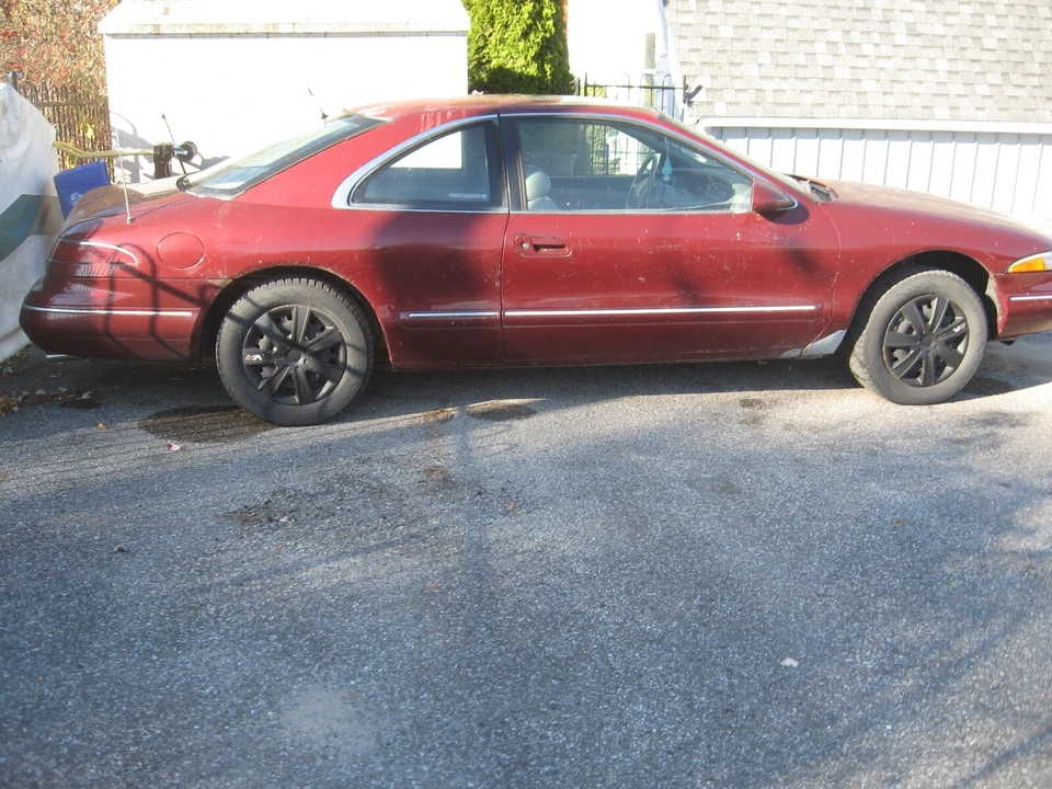 1996 Lincoln Continental Mark VIII - Image 2 of 13