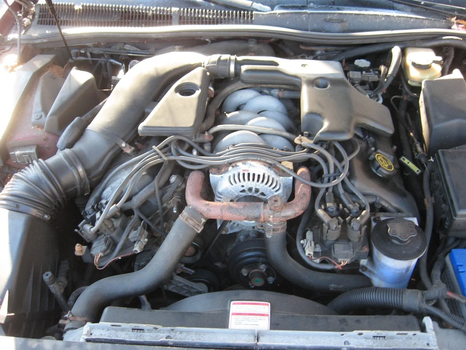 1996 Lincoln Continental Mark VIII - Image 4 of 13