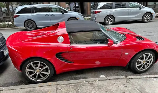 1996 Lotus Elise Coupe 2D