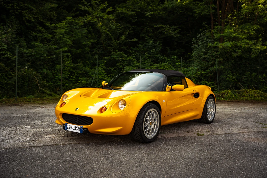 1996 Lotus Elise Series 1 - Image 2 of 30