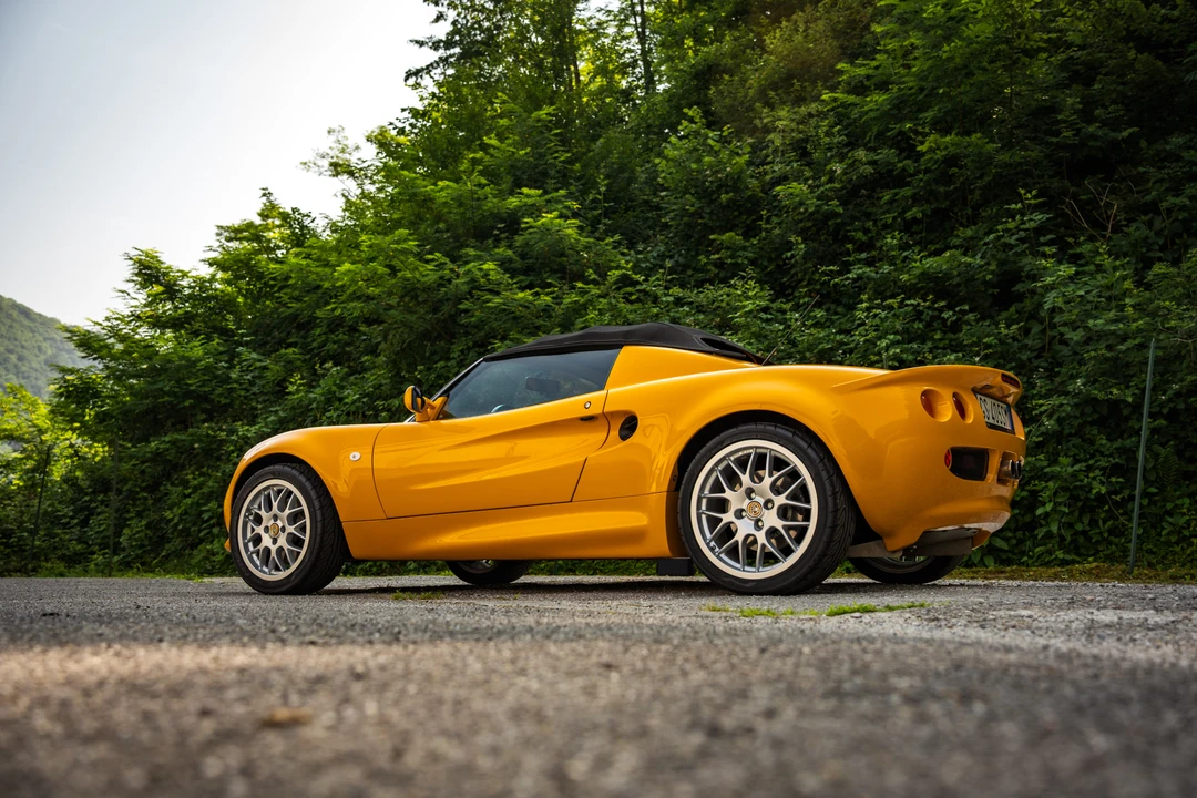 1996 Lotus Elise Series 1 - Image 16 of 30