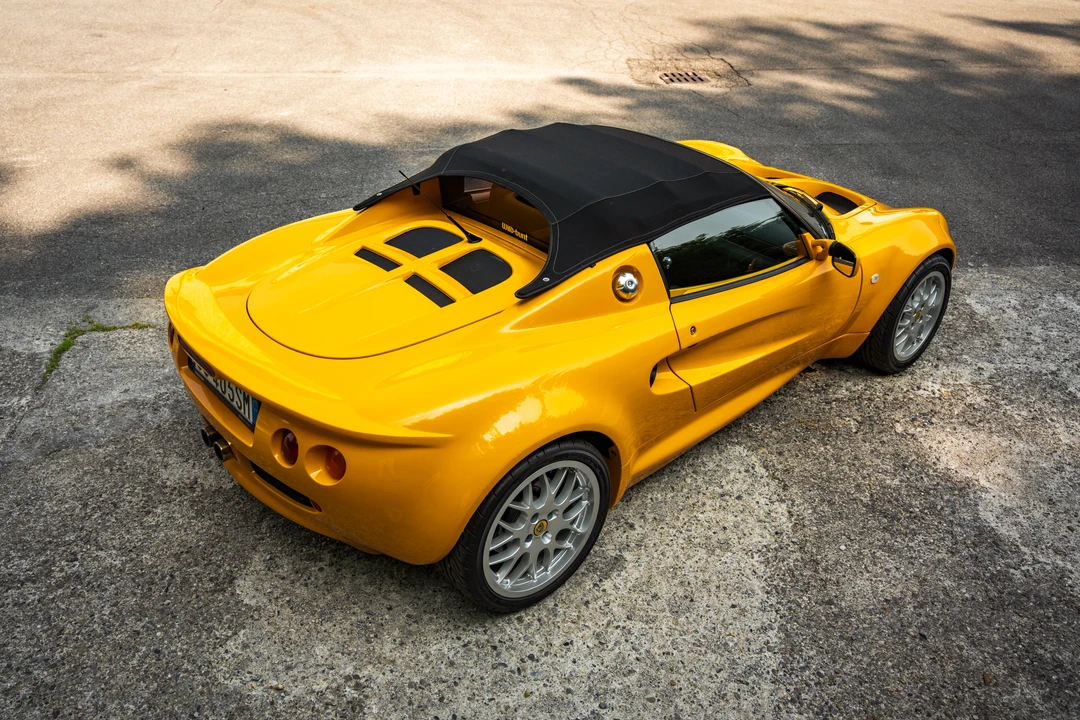 1996 Lotus Elise Series 1 - Image 24 of 30