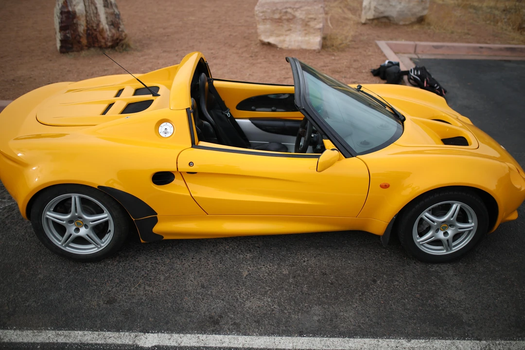 1996 Lotus Elise Series 1 - Image 19 of 31