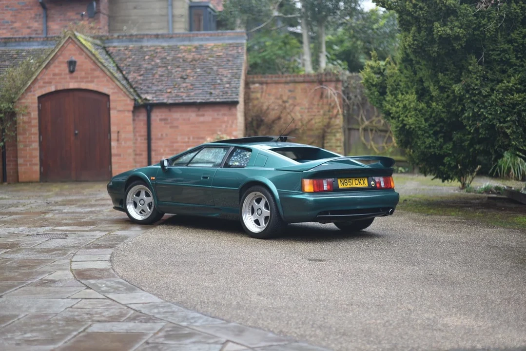 1996 Lotus Esprit Series 4 - Image 15 of 30