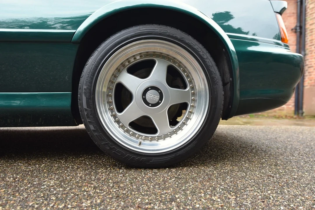 1996 Lotus Esprit Series 4 - Image 23 of 30