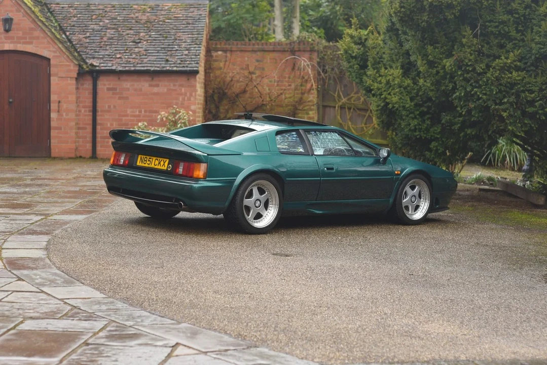 1996 Lotus Esprit Series 4 - Image 19 of 30
