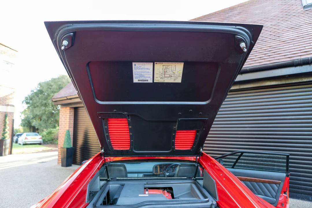 1996 Lotus Esprit Series 4 - Image 6 of 21