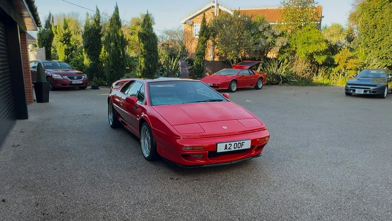 1996 Lotus Esprit Series 4 - Image 17 of 21