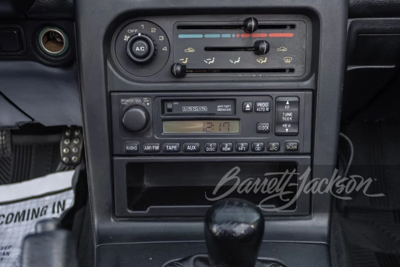 1996 Mazda NA MX-5 Miata - Image 9 of 12