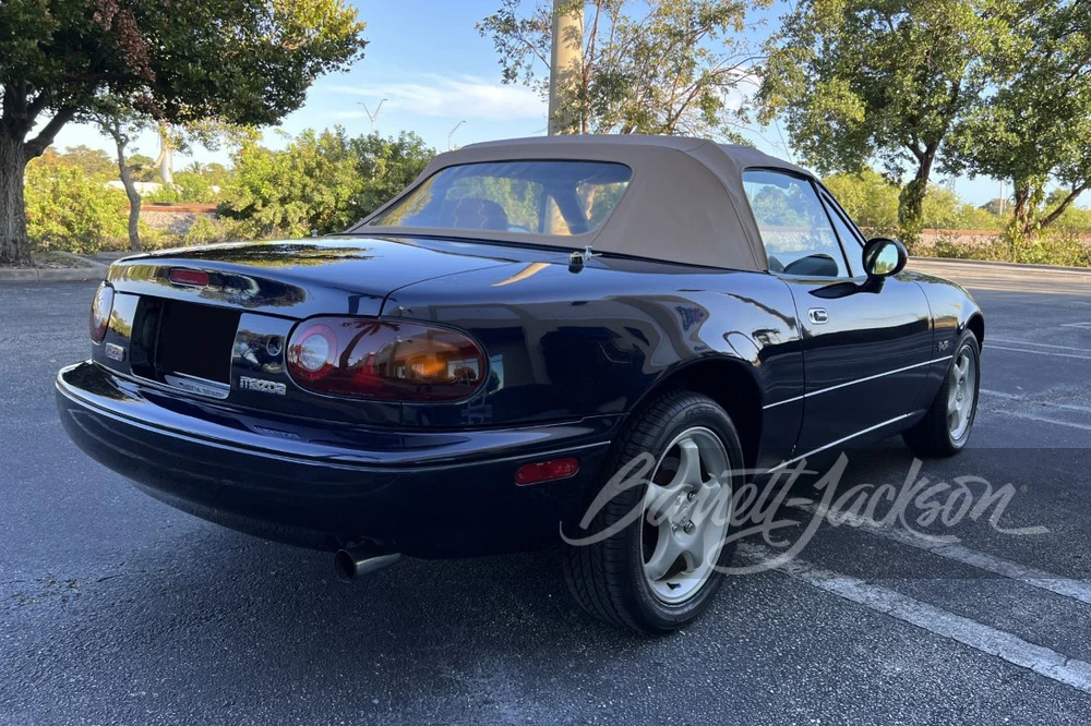 1996 Mazda NA MX-5 Miata - Image 4 of 10