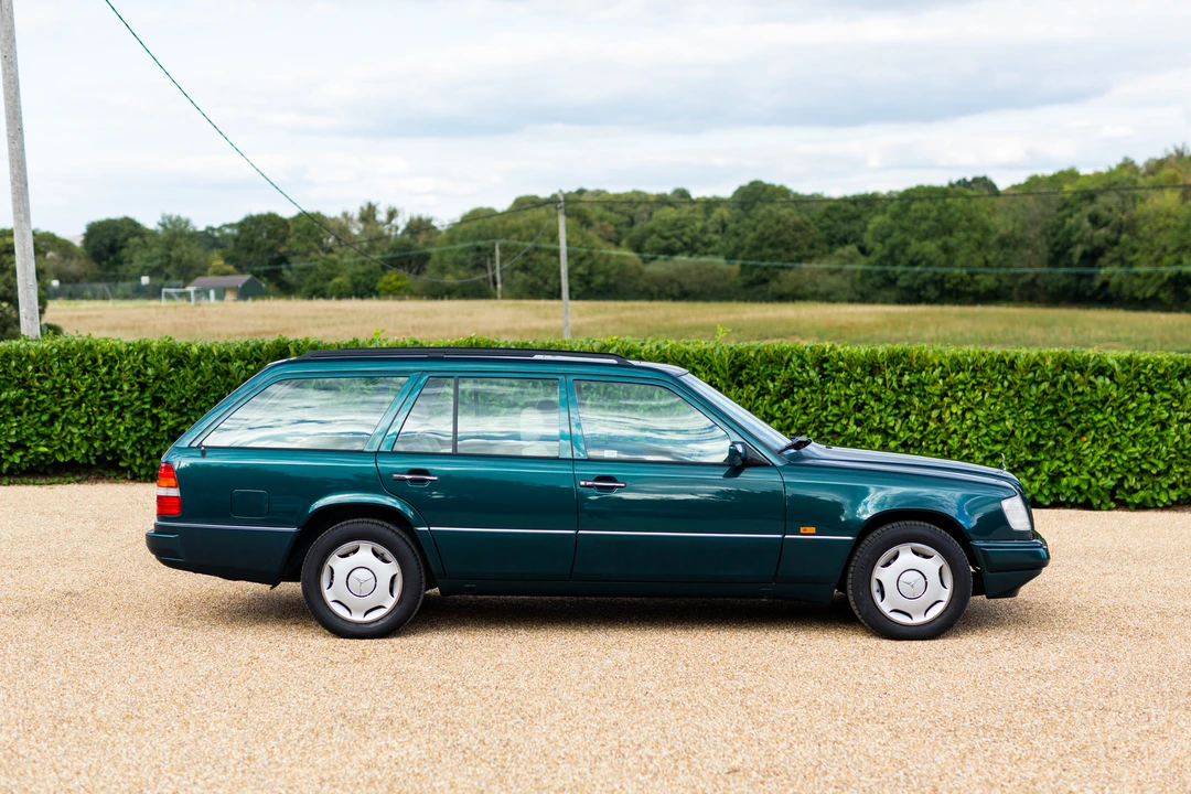 1996 Mercedes-Benz W124 E-Class - Image 15 of 31