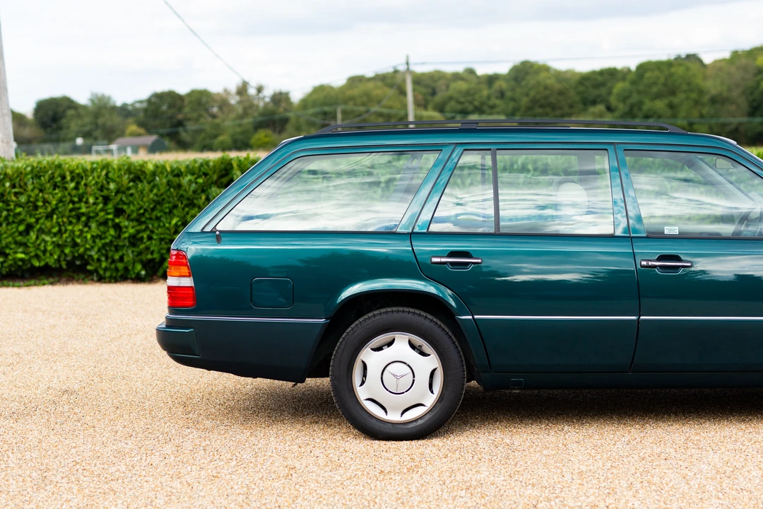 1996 Mercedes-Benz W124 E-Class - Image 19 of 31