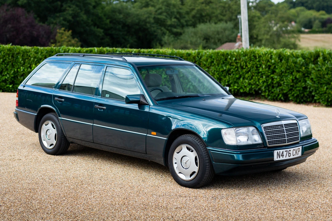 1996 Mercedes-Benz W124 E-Class - Image 2 of 31