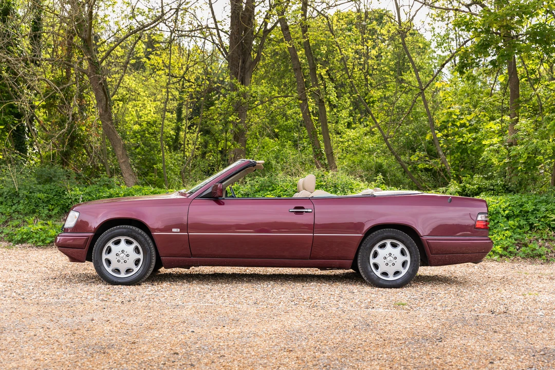1996 Mercedes-Benz W124 E-Class - Image 9 of 31