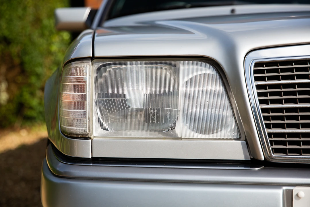 1996 Mercedes-Benz W124 E-Class - Image 28 of 31