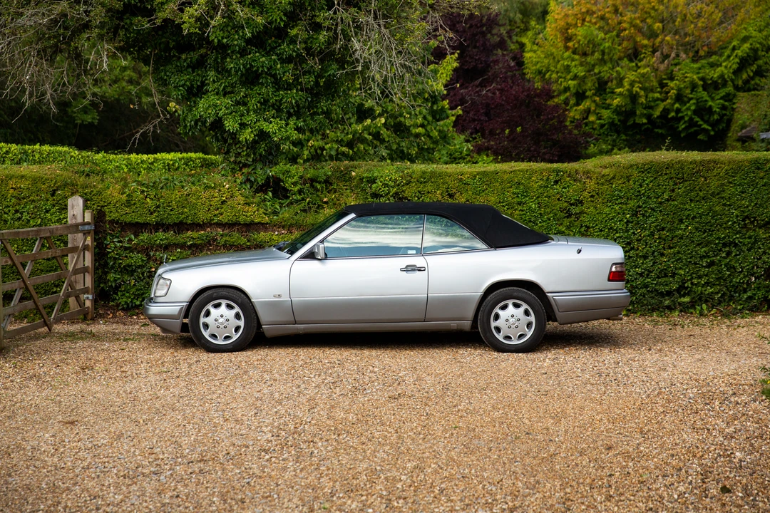 1996 Mercedes-Benz W124 E-Class - Image 13 of 31