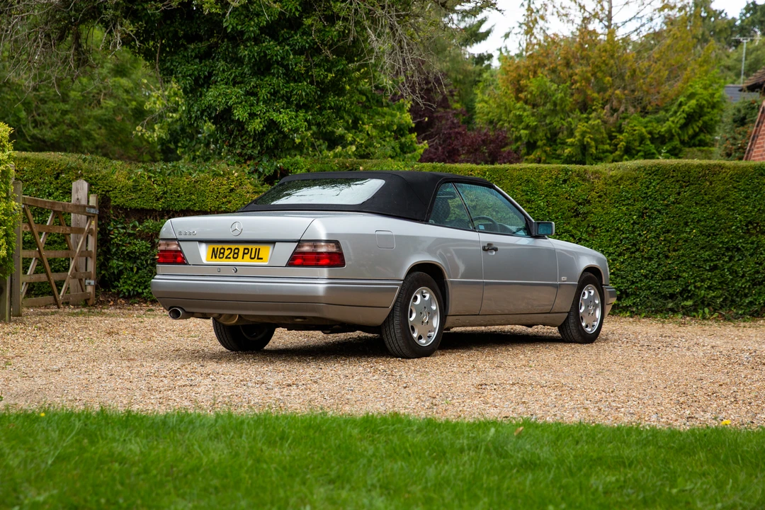 1996 Mercedes-Benz W124 E-Class - Image 8 of 31