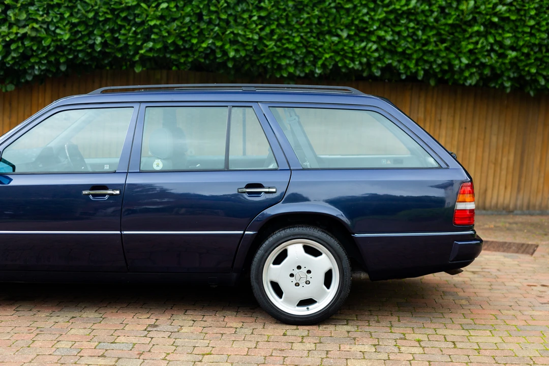 1996 Mercedes-Benz W124 E-Class - Image 22 of 31