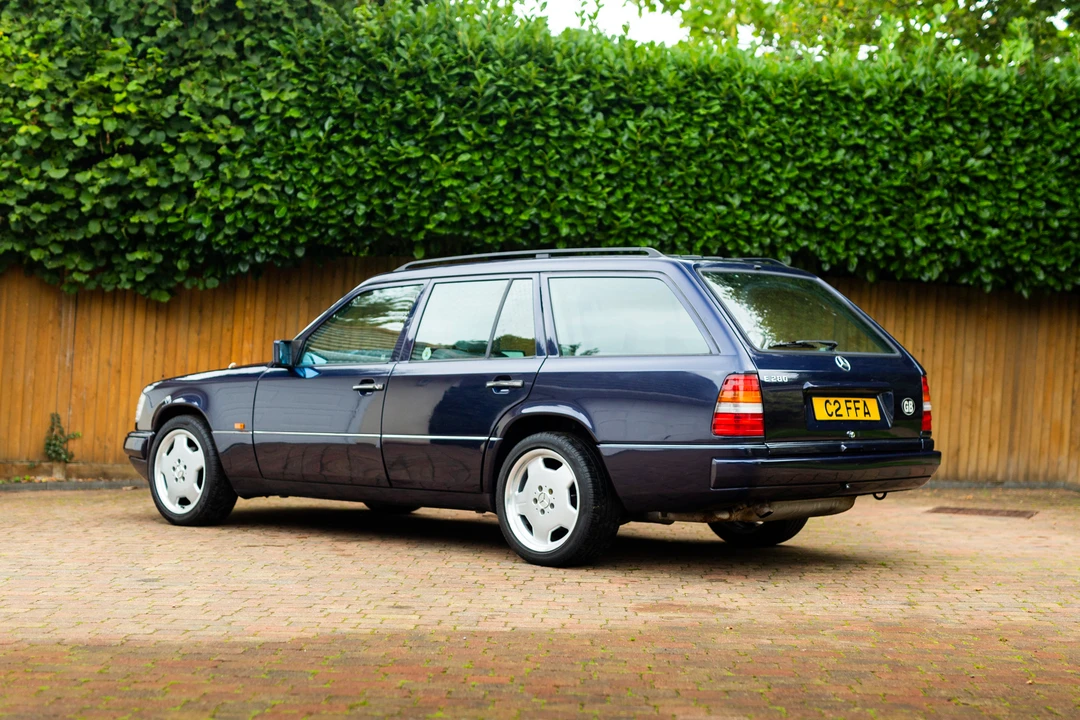 1996 Mercedes-Benz W124 E-Class - Image 29 of 31