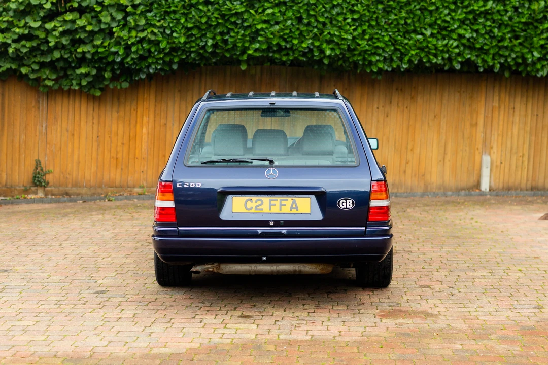 1996 Mercedes-Benz W124 E-Class - Image 30 of 31