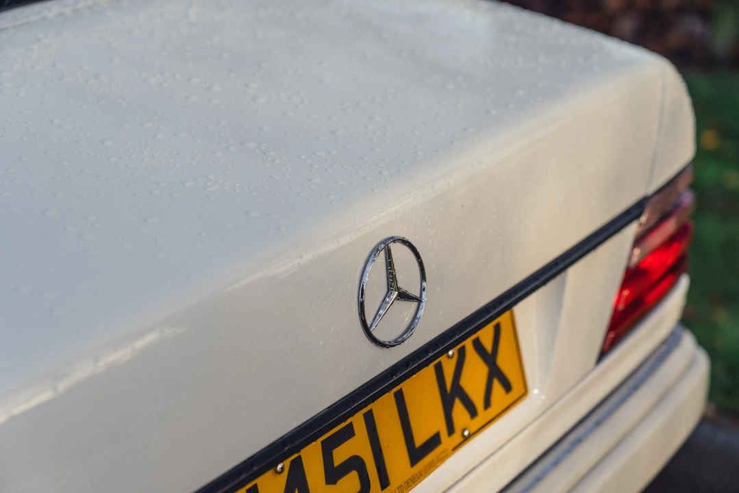 1996 Mercedes-Benz W124 E-Class - Image 18 of 31