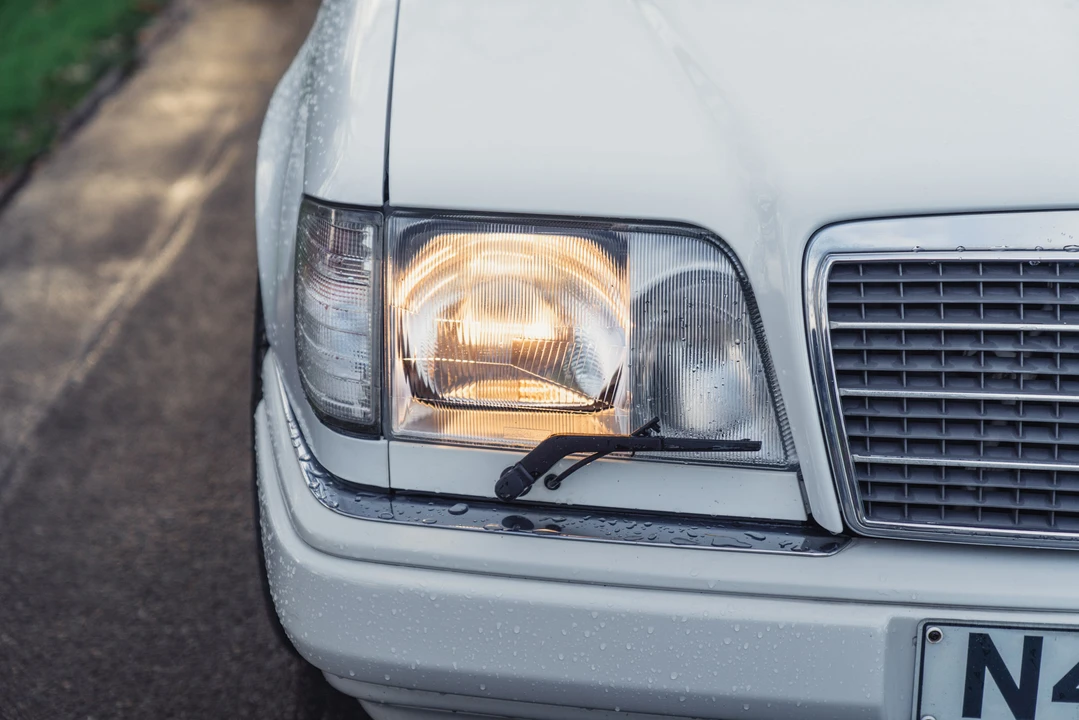 1996 Mercedes-Benz W124 E-Class - Image 19 of 31