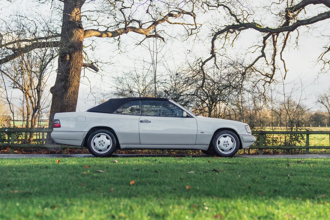 1996 Mercedes-Benz W124 E-Class - Image 14 of 31